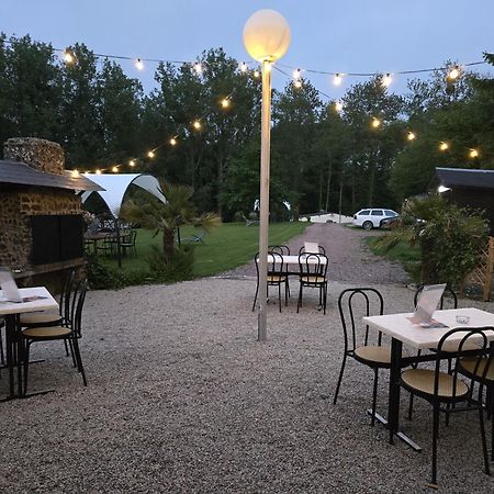 Tente Lodge Safari Saint-Martin-des-Besaces Ngoại thất bức ảnh